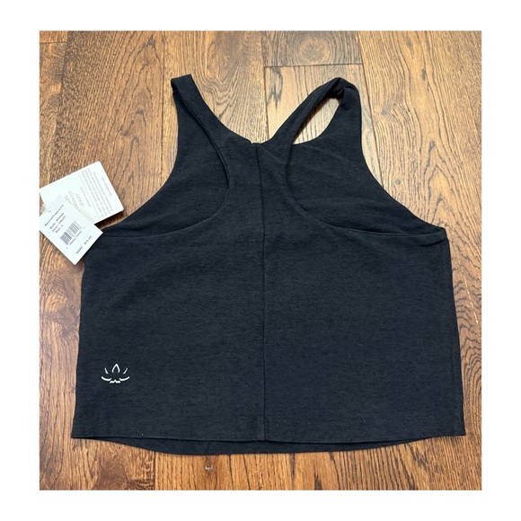 Beyond Yoga Spacedye Refocus Cropped Tank - Picture 2 of 5